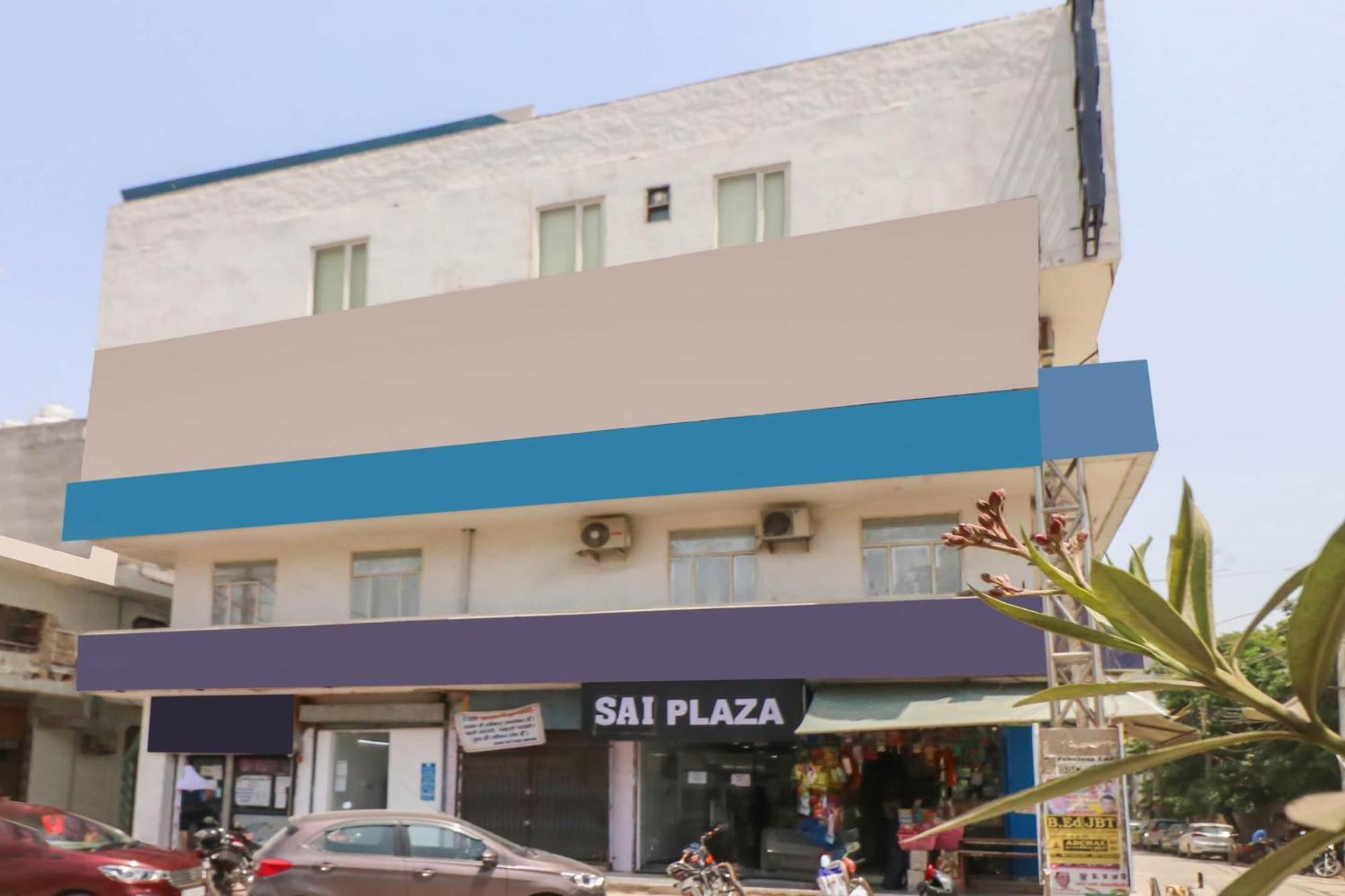 Oyo Flagship 80318 Hotel Sai Plaza Near Indira Gandhi International Airport 뉴델리 외부 사진